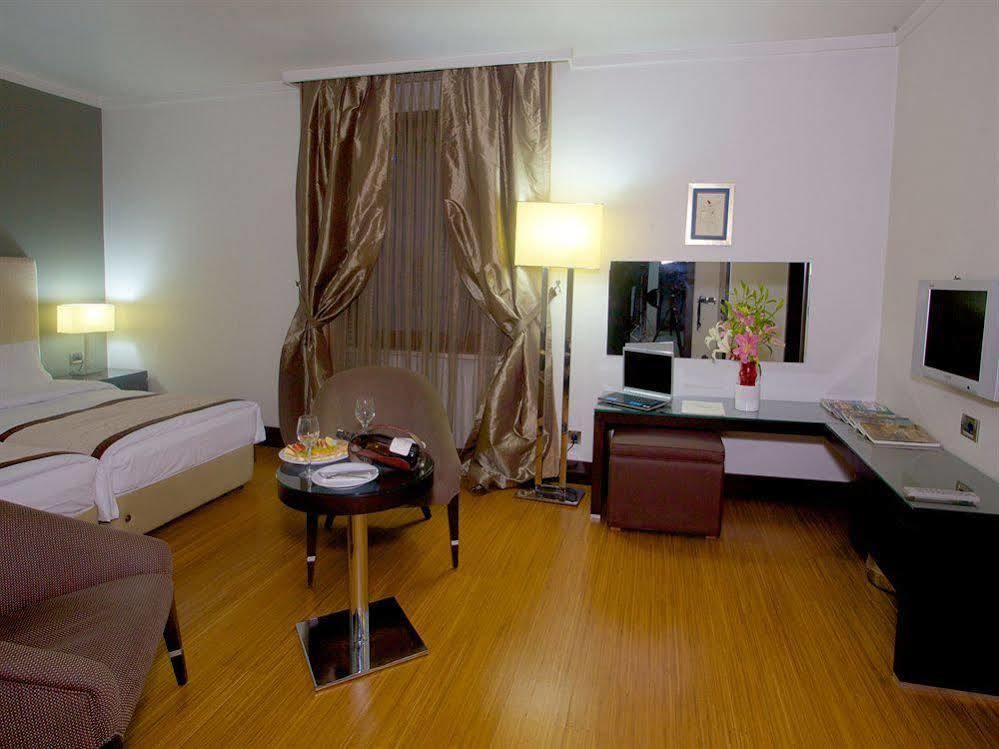 Boutique Riva Hotel Istanbul Exterior foto